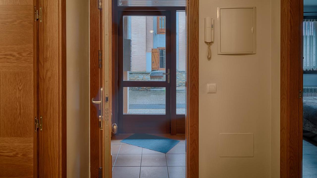 Saplan Real Estate Irissa Appartement Les Buitenkant foto